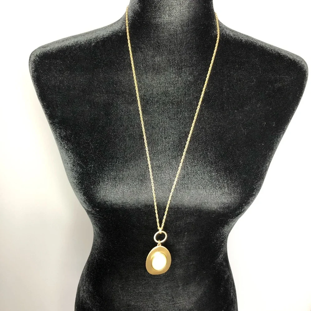 🎁Lucky Brand Brushed Gold Reversible Penda…